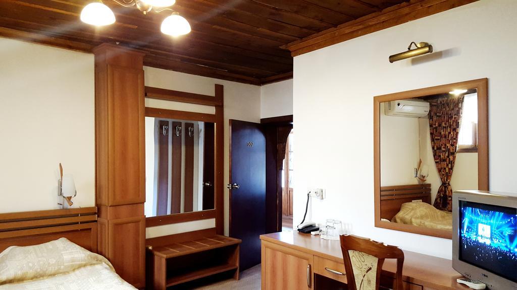 Chakarova Guest House Sliven Quarto foto